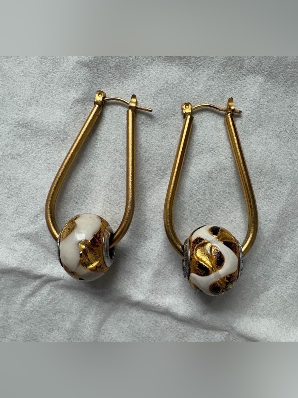 Murano Glass Gold Leaf Charm Hoops .925 Silver Venetian Artisan - Picture 6 of 7